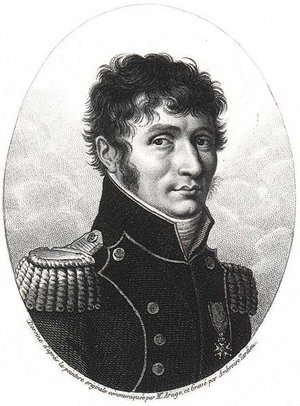 Étienne Louis Malus (1775-1812) war ein französischer Mathematiker und Physiker, der Napoléon als Ingenieuroffizier nach Ägypten begleitete. Er war Mitglied des Kairo Instituts und der Akademie der Wissenschaften. Er fand heraus, das die Intensität d