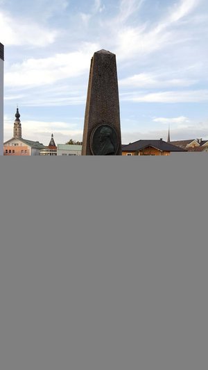 Denkmal an der Richtstätte Johann Philipp Palms durch den Börsenverein des Deutschen Buchhandels im Jahre 1925 errichtet.