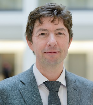 Prof. Christian Drosten ist Leiter des Insituts für Virologie an der Berliner Charité.